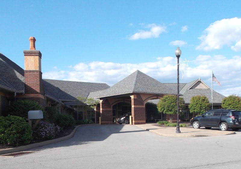 ORCHARD MANOR nursing home in GROVE CITY, PA - Photo 2 of 10