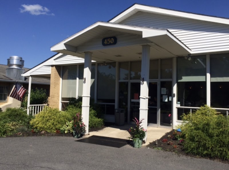 EMBASSY OF HEARTHSIDE nursing home in STATE COLLEGE, PA - Photo 2 of 5