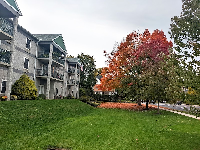 CHAPEL POINTE AT CARLISLE nursing home in CARLISLE, PA - Photo 3 of 10