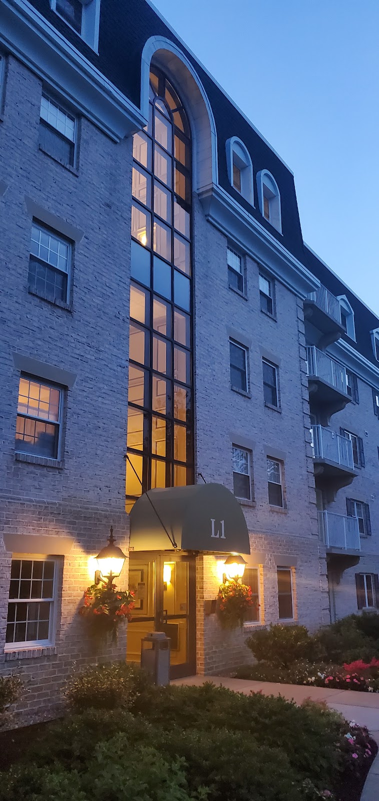 GLEN AT WILLOW VALLEY nursing home in LANCASTER, PA - Photo 2 of 2