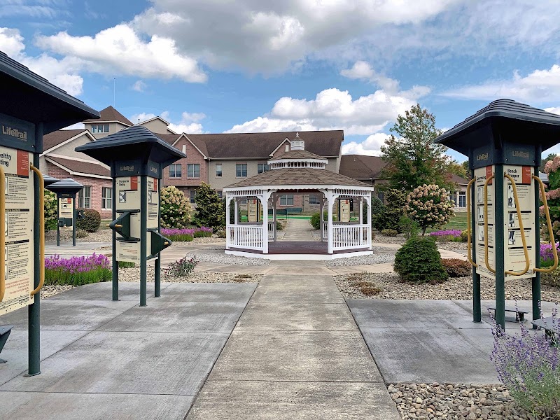 LECOM at Asbury Ridge dba Saint Mary's Asbury Ridg nursing home in ERIE, PA - Photo 2 of 10