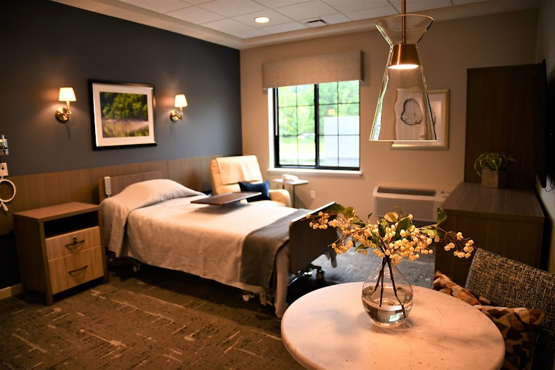 ADVANCED HEALTH CARE OF HANOVER nursing home in BETHLEHEM, PA - Photo 4 of 5