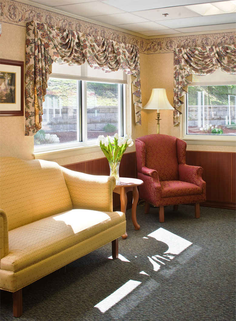 Grandview Center nursing home in Cumberland, RI - Photo 4 of 5