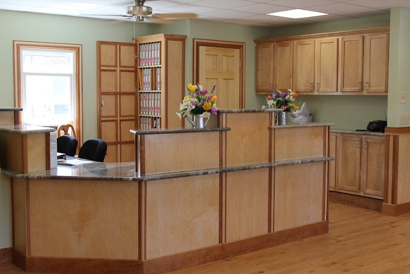 Eastgate Nursing & Rehabilitation Center nursing home in East Providence, RI - Photo 3 of 10