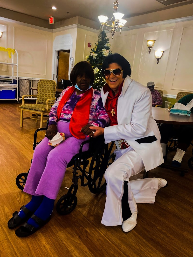 WHITE OAK MANOR - CHARLESTON nursing home in CHARLESTON, SC - Photo 4 of 6