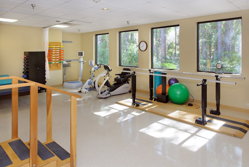 Life Care Center of Hilton Head nursing home in Hilton Head Island, SC - Photo 3 of 5