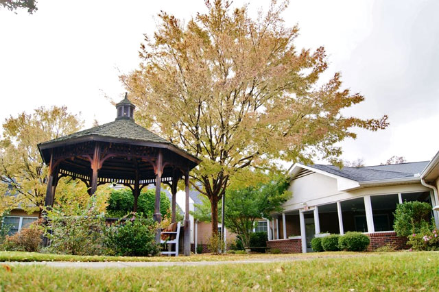 Southpointe Healthcare and Rehabiliation nursing home in Greenville, SC - Photo 5 of 5