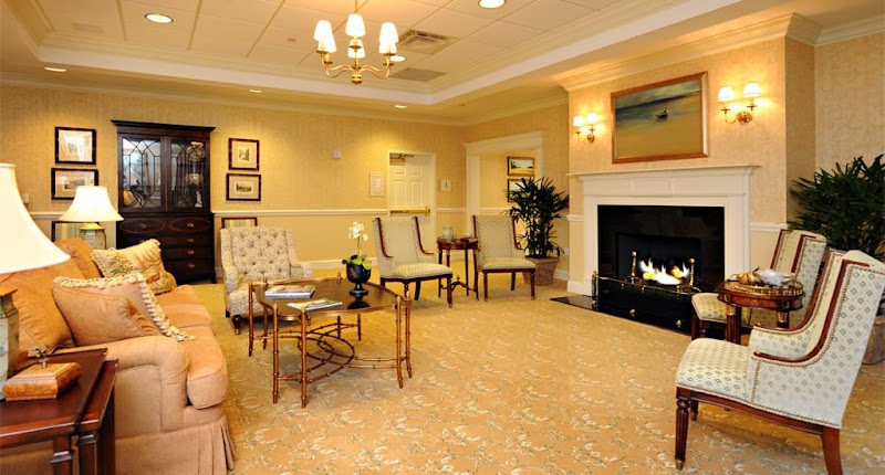 Linville Court At The Cascades Verdae nursing home in Greenville, SC - Photo 3 of 5