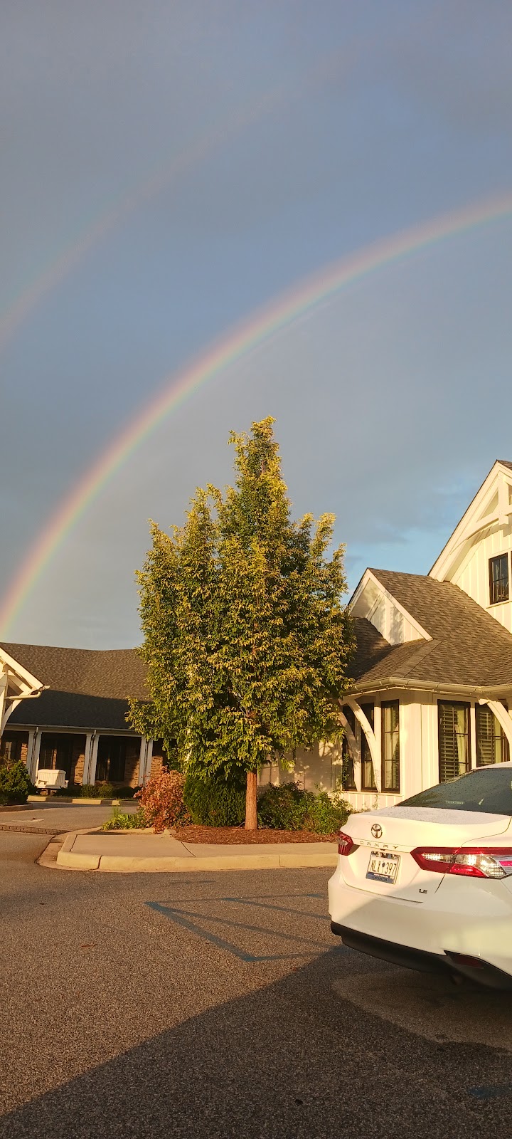 White Oak At North Grove Inc nursing home in Spartanburg, SC - Photo 3 of 5