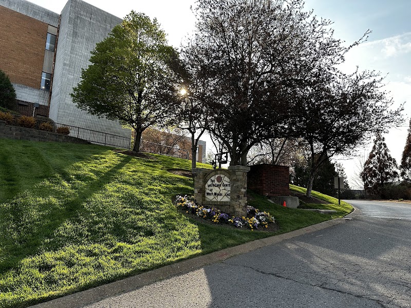 WEST MEADE PLACE nursing home in NASHVILLE, TN - Photo 2 of 2
