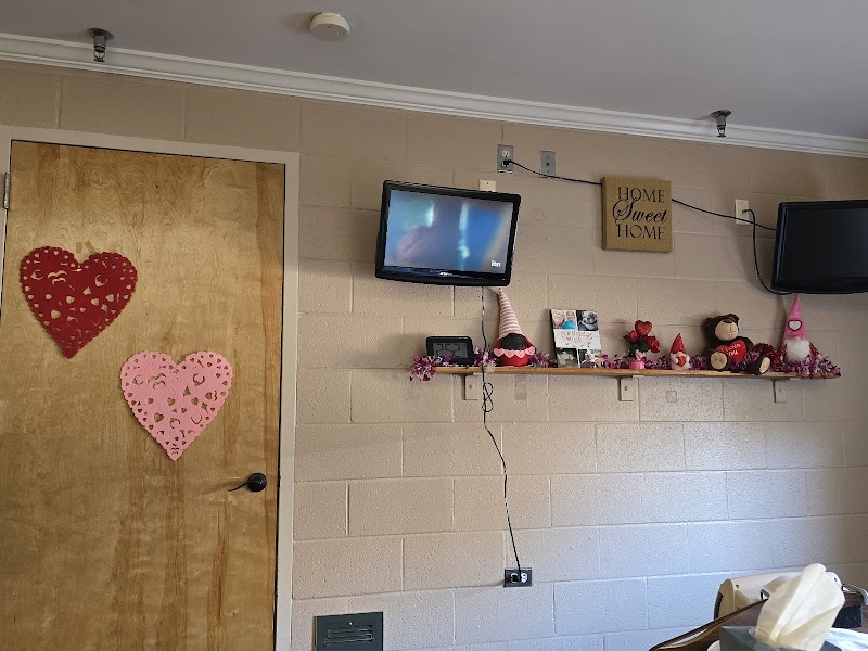 ONEIDA NURSING AND REHAB CENTER nursing home in ONEIDA, TN - Photo 5 of 5