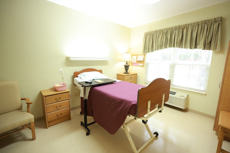 RAINBOW REHAB AND HEALTHCARE nursing home in BARTLETT, TN - Photo 2 of 5