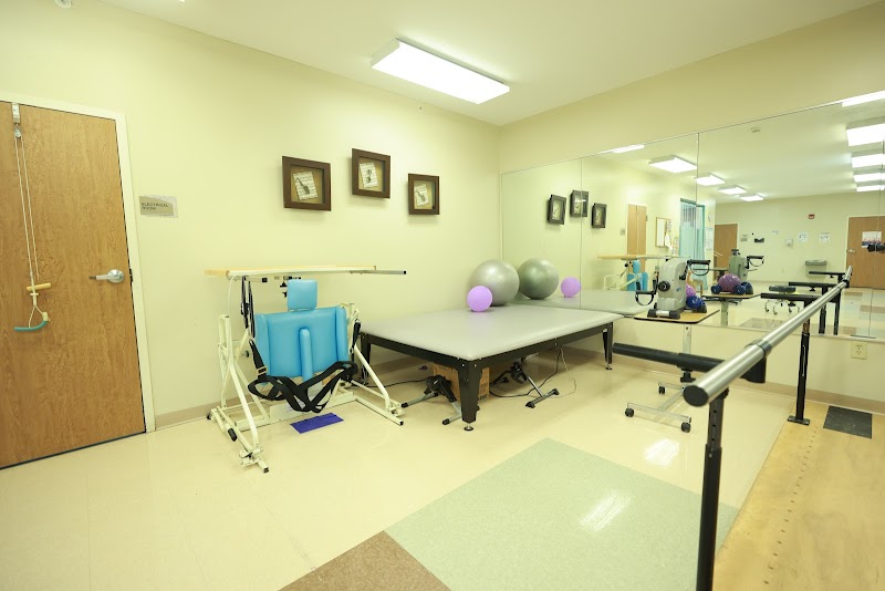 RAINBOW REHAB AND HEALTHCARE nursing home in BARTLETT, TN - Photo 4 of 5
