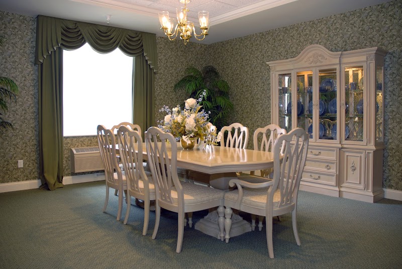 LIFE CARE CENTER OF SPARTA nursing home in SPARTA, TN - Photo 3 of 10