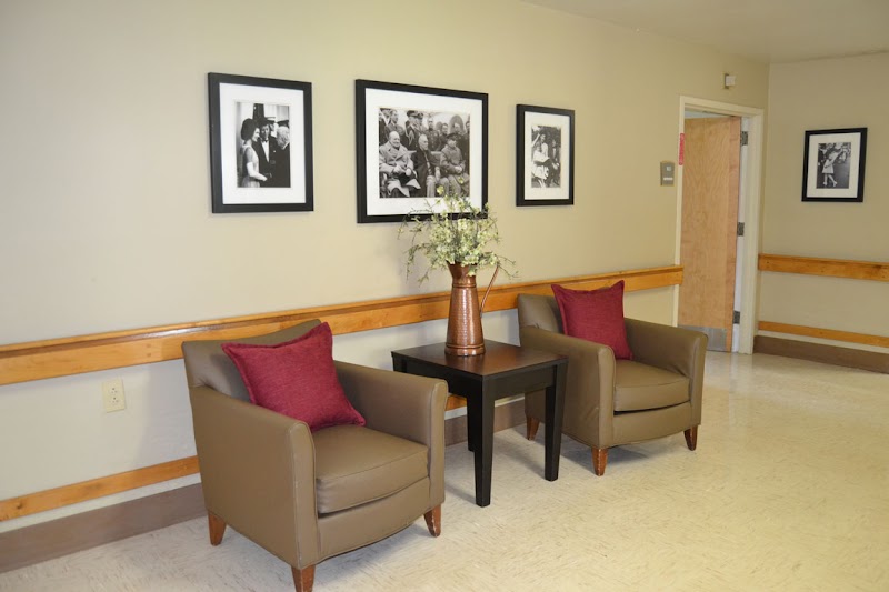 CELINA HEALTH AND REHABILITATION CENTER nursing home in CELINA, TN - Photo 5 of 10