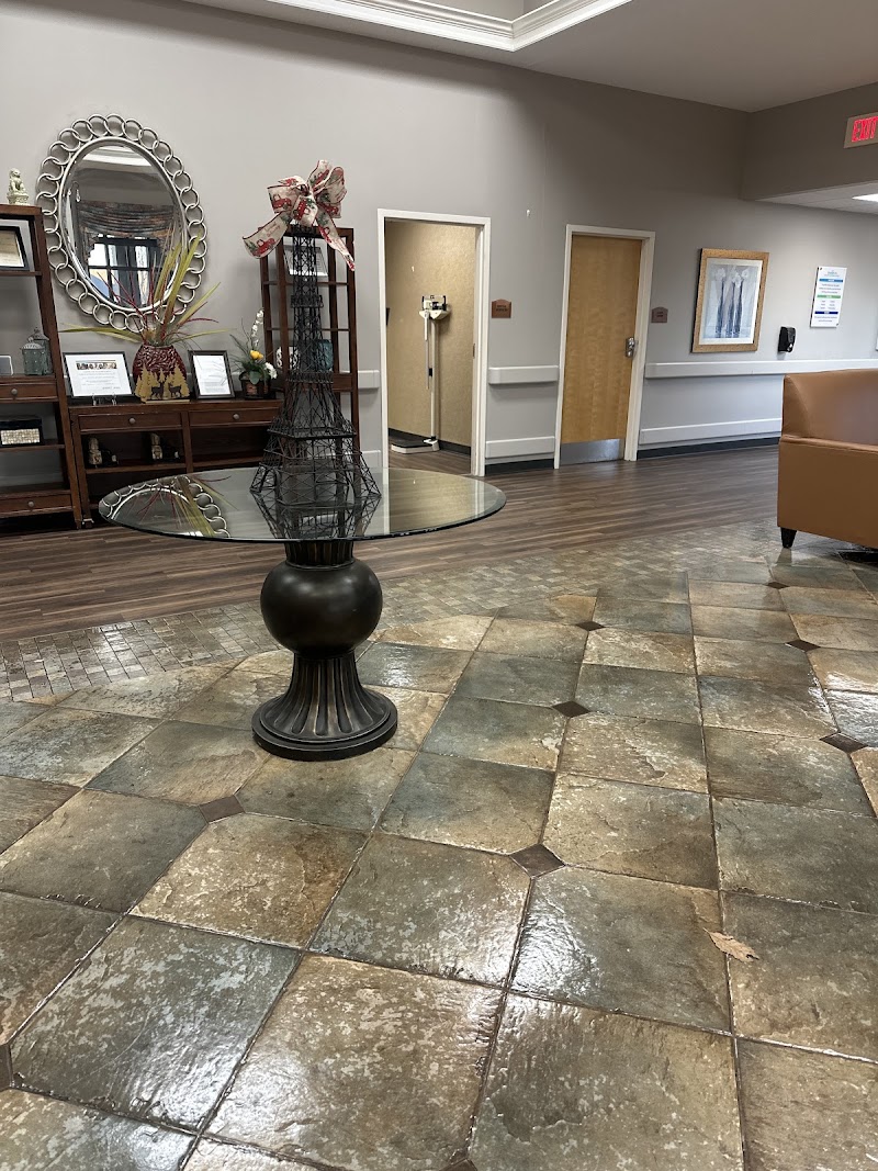 AHC PARIS nursing home in PARIS, TN - Photo 4 of 5