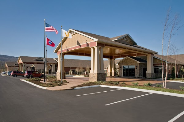LIFE CARE CENTER OF RHEA COUNTY nursing home in DAYTON, TN - Photo 1 of 5