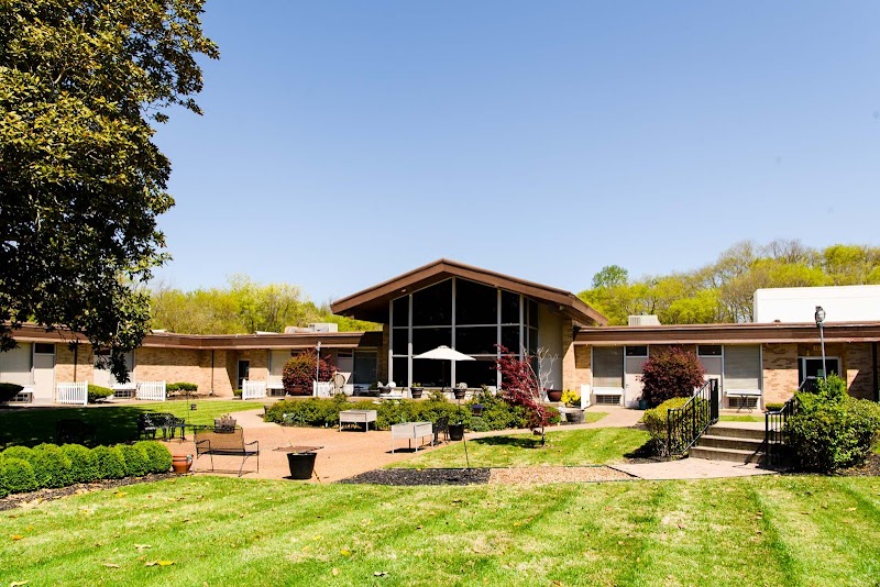CREEKSIDE CENTER FOR REHABILITATION AND HEALING nursing home in MADISON, TN - Photo 3 of 10