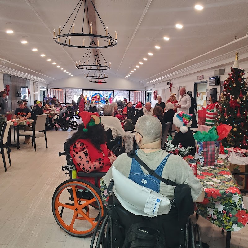 CASTLE HILLS REHABILITATION AND CARE CENTER nursing home in SAN ANTONIO, TX - Photo 2 of 5