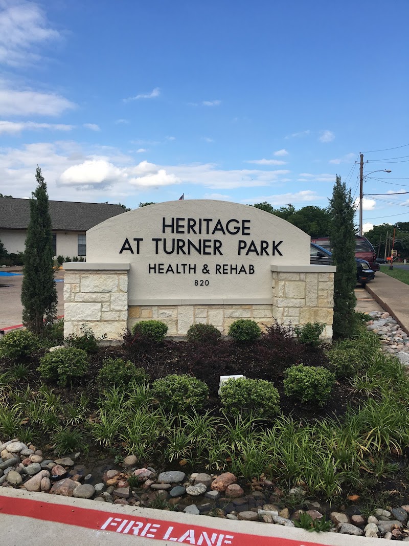 HERITAGE AT TURNER PARK HEALTH & REHAB nursing home in GRAND PRAIRIE, TX - Photo 3 of 5
