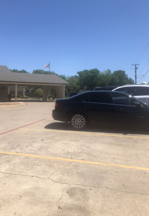 HERITAGE AT TURNER PARK HEALTH & REHAB nursing home in GRAND PRAIRIE, TX - Photo 4 of 5