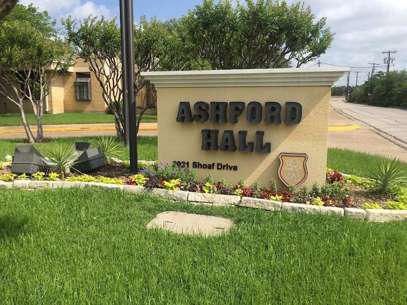 ASHFORD HALL nursing home in IRVING, TX - Photo 2 of 5