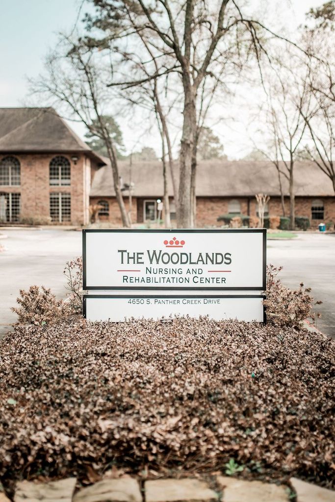 The Woodlands Healthcare Center nursing home in The Woodlands, TX - Photo 1 of 5