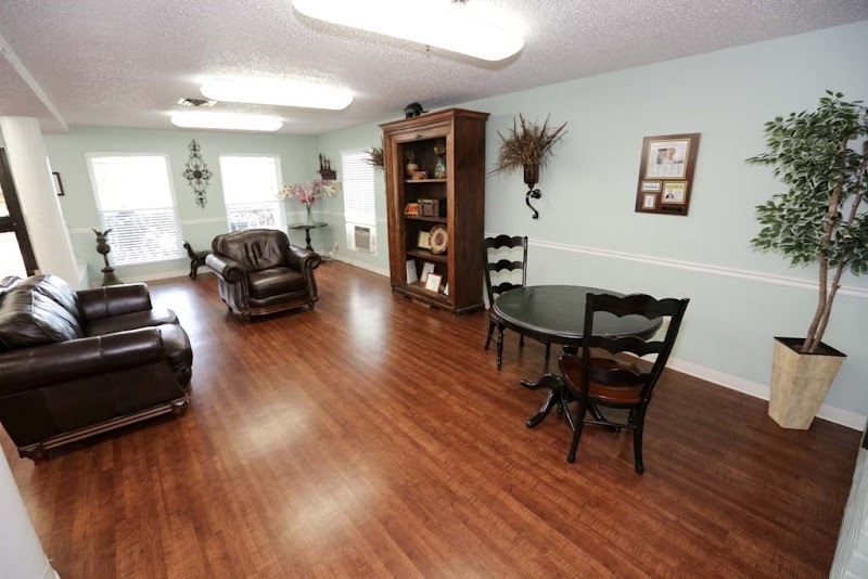 NORTHERN OAKS LIVING & REHABILITATION CENTER nursing home in ABILENE, TX - Photo 4 of 10