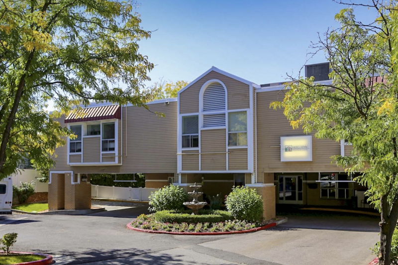 Holladay Healthcare Center nursing home in Salt Lake City, UT - Photo 2 of 5