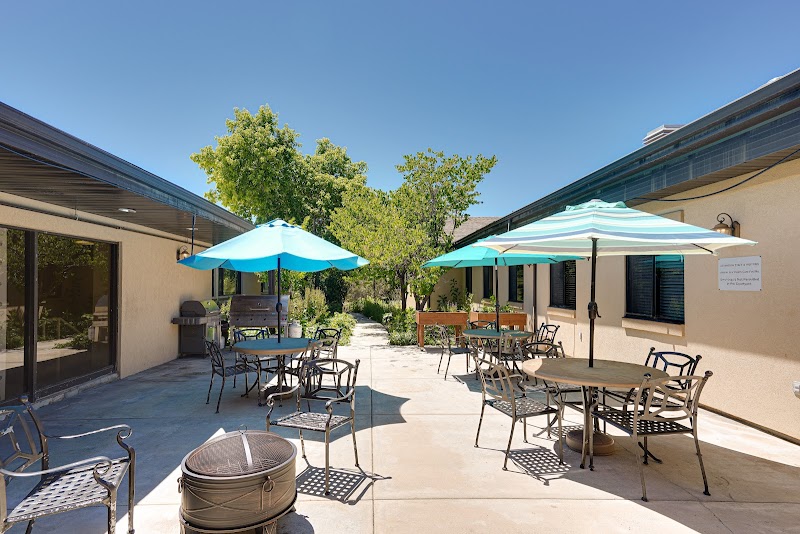 Monument Healthcare Stonecreek nursing home in Bountiful, UT - Photo 3 of 10