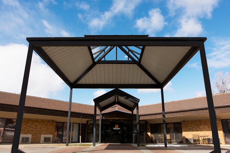 Monument Healthcare North Park nursing home in Bountiful, UT - Photo 2 of 5