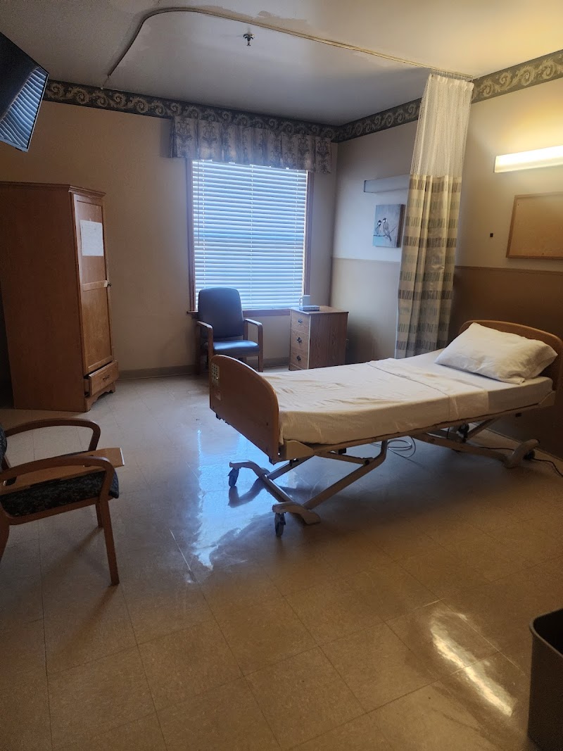 PORTSMOUTH HEALTH AND REHAB nursing home in PORTSMOUTH, VA - Photo 5 of 5
