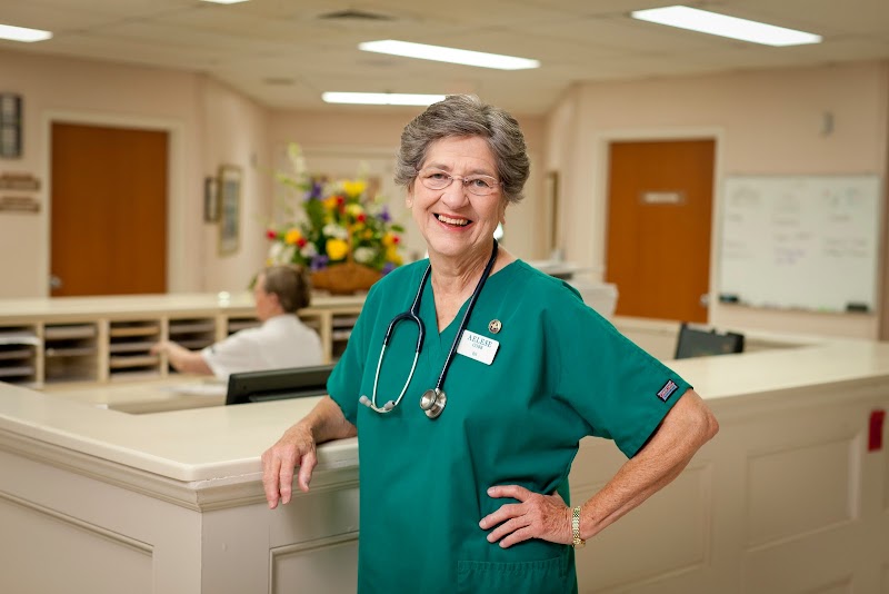 APPOMATTOX HEALTH & REHABILITATION CENTER nursing home in APPOMATTOX, VA - Photo 5 of 5