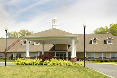 AUTUMN CARE OF CHESAPEAKE nursing home in CHESAPEAKE, VA - Photo 2 of 5