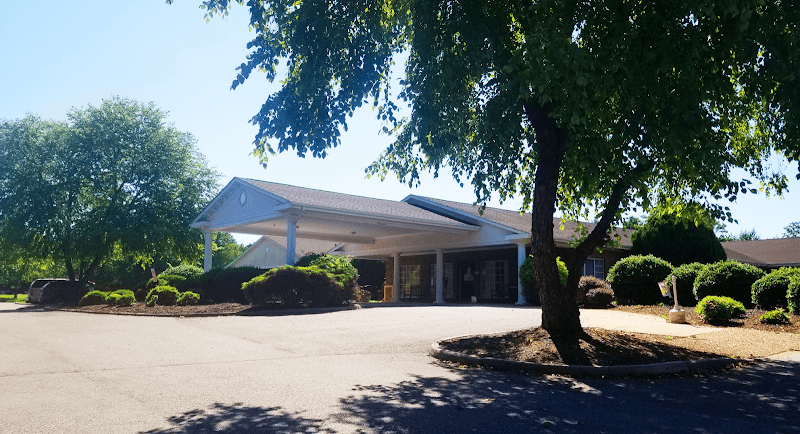 FOREST HEALTH & REHAB CENTER nursing home in LYNCHBURG, VA - Photo 2 of 10