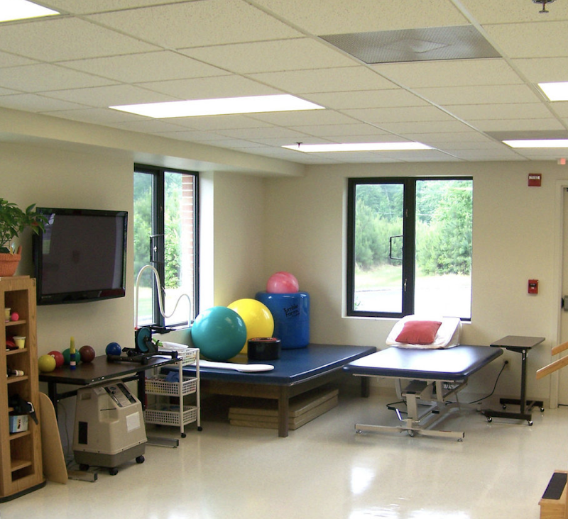 YORK NURSING & REHABILITATION  CENTER nursing home in YORKTOWN, VA - Photo 4 of 5