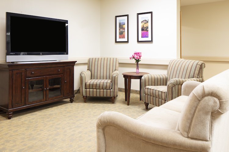 DOCKSIDE HEALTH & REHAB CENTER nursing home in LOCUST HILL, VA - Photo 5 of 10