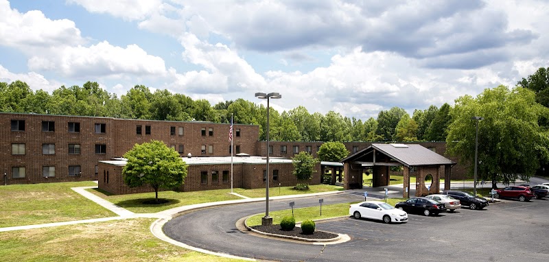 MULBERRY CREEK NURSING & REHAB CENTER nursing home in MARTINSVILLE, VA - Photo 2 of 4