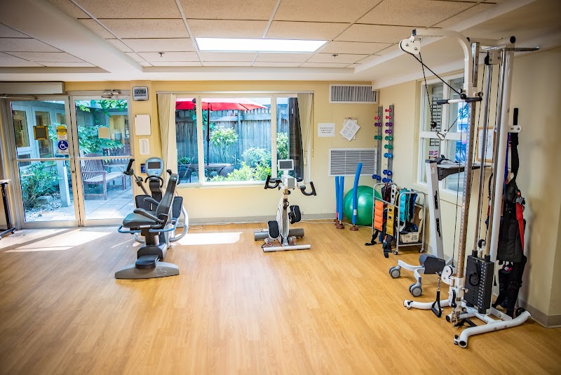 QUEEN ANNE HEALTHCARE nursing home in SEATTLE, WA - Photo 3 of 10