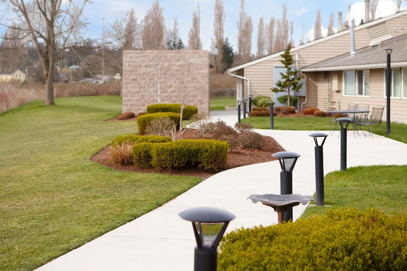 LIFE CARE CENTER OF PORT TOWNSEND nursing home in PORT TOWNSEND, WA - Photo 2 of 10