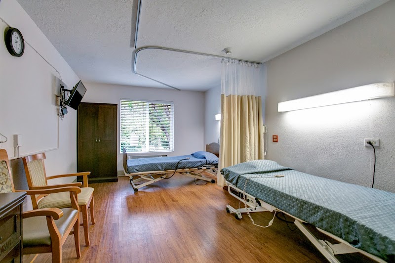 BRIDGE CREST POST ACUTE nursing home in VANCOUVER, WA - Photo 4 of 5
