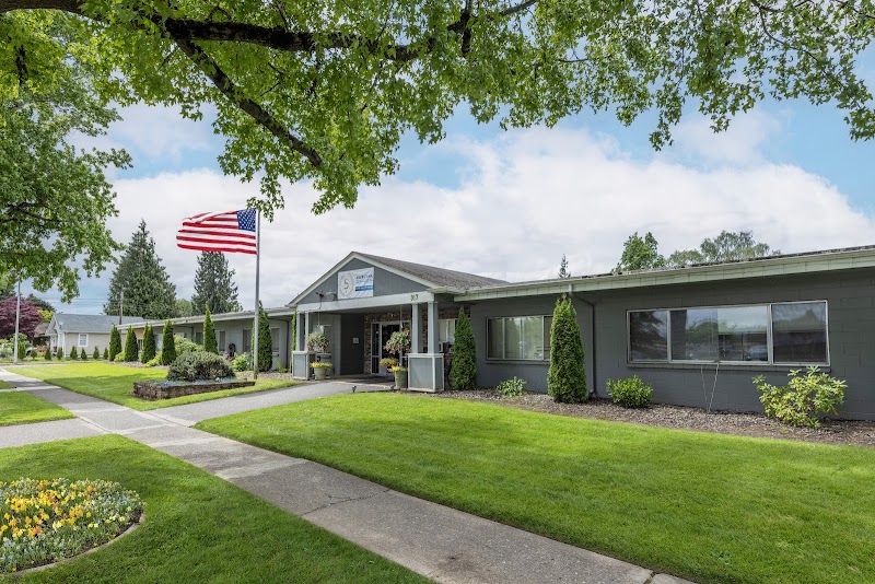 AMERICANA HEALTH & REHAB CTR nursing home in LONGVIEW, WA - Photo 3 of 9