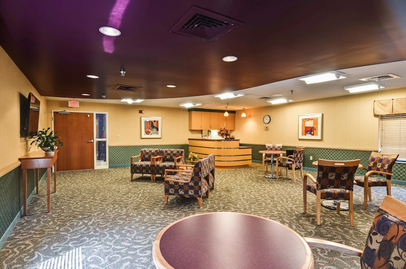 RIVER OAKS HEALTHCARE CENTER nursing home in CLARKSBURG, WV - Photo 2 of 5