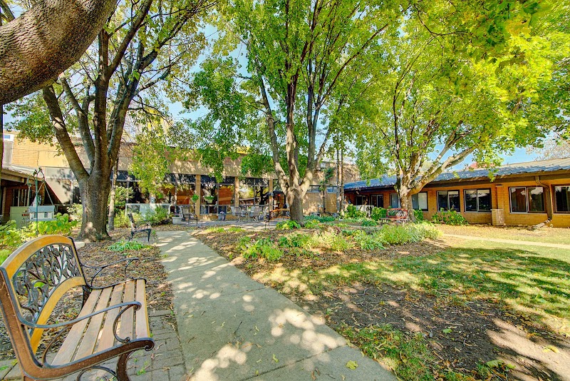 EDENBROOK OF OSHKOSH nursing home in OSHKOSH, WI - Photo 4 of 5