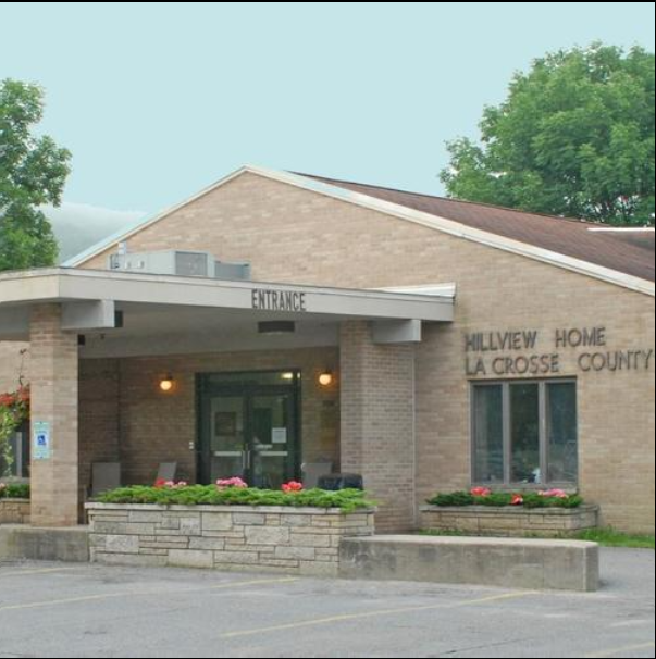 HILLVIEW HEALTH CARE CTR nursing home in LA CROSSE, WI - Photo 2 of 10