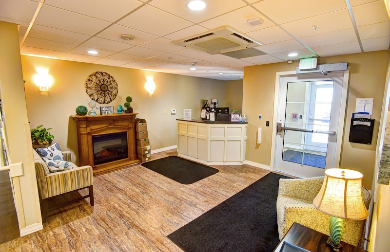 HOLTON MANOR nursing home in ELKHORN, WI - Photo 2 of 10