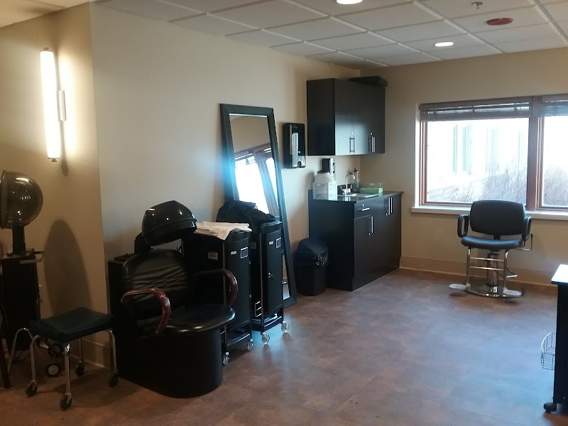 BROOKSIDE CARE CENTER nursing home in KENOSHA, WI - Photo 2 of 10