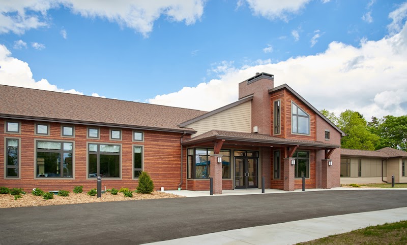 SHADY LANE NURSING CARE CENTER nursing home in MANITOWOC, WI - Photo 2 of 10