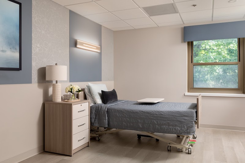 Complete Care at Ridgewood LLC nursing home in RACINE, WI - Photo 4 of 7