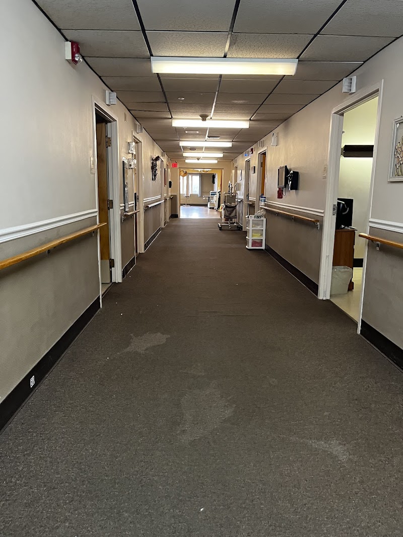 HERITAGE LAKESIDE nursing home in RICE LAKE, WI - Photo 2 of 5